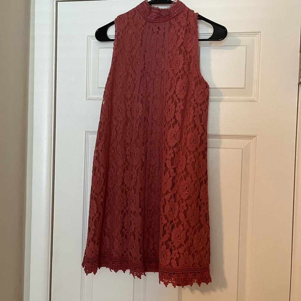 High neck lace shift dress
